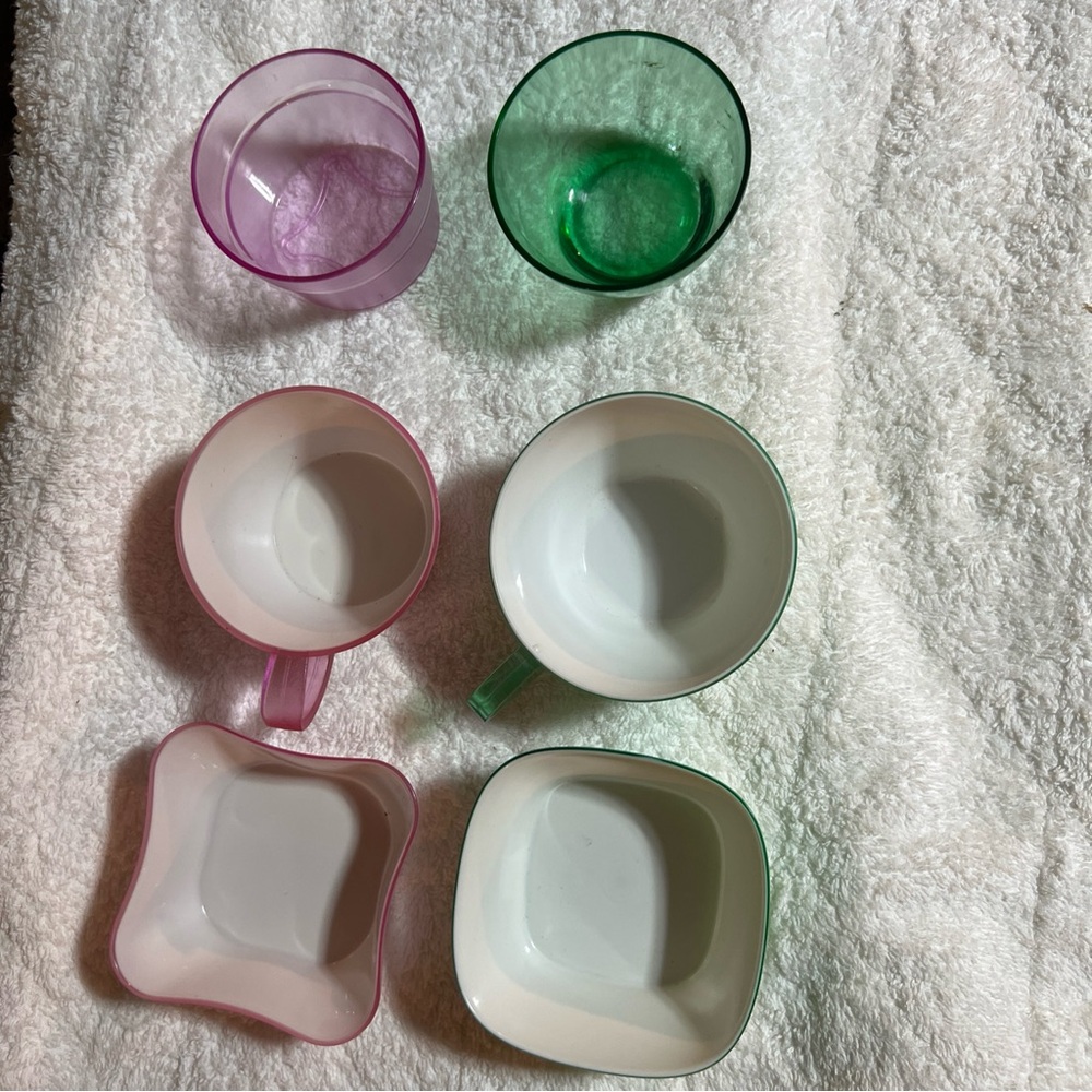 Eva airlines dish hello kitty